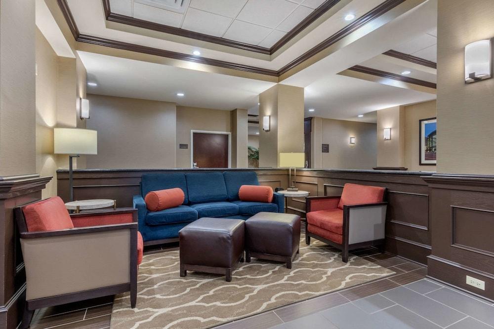 Comfort Inn & Suites North Little Rock Mccain Mall Buitenkant foto