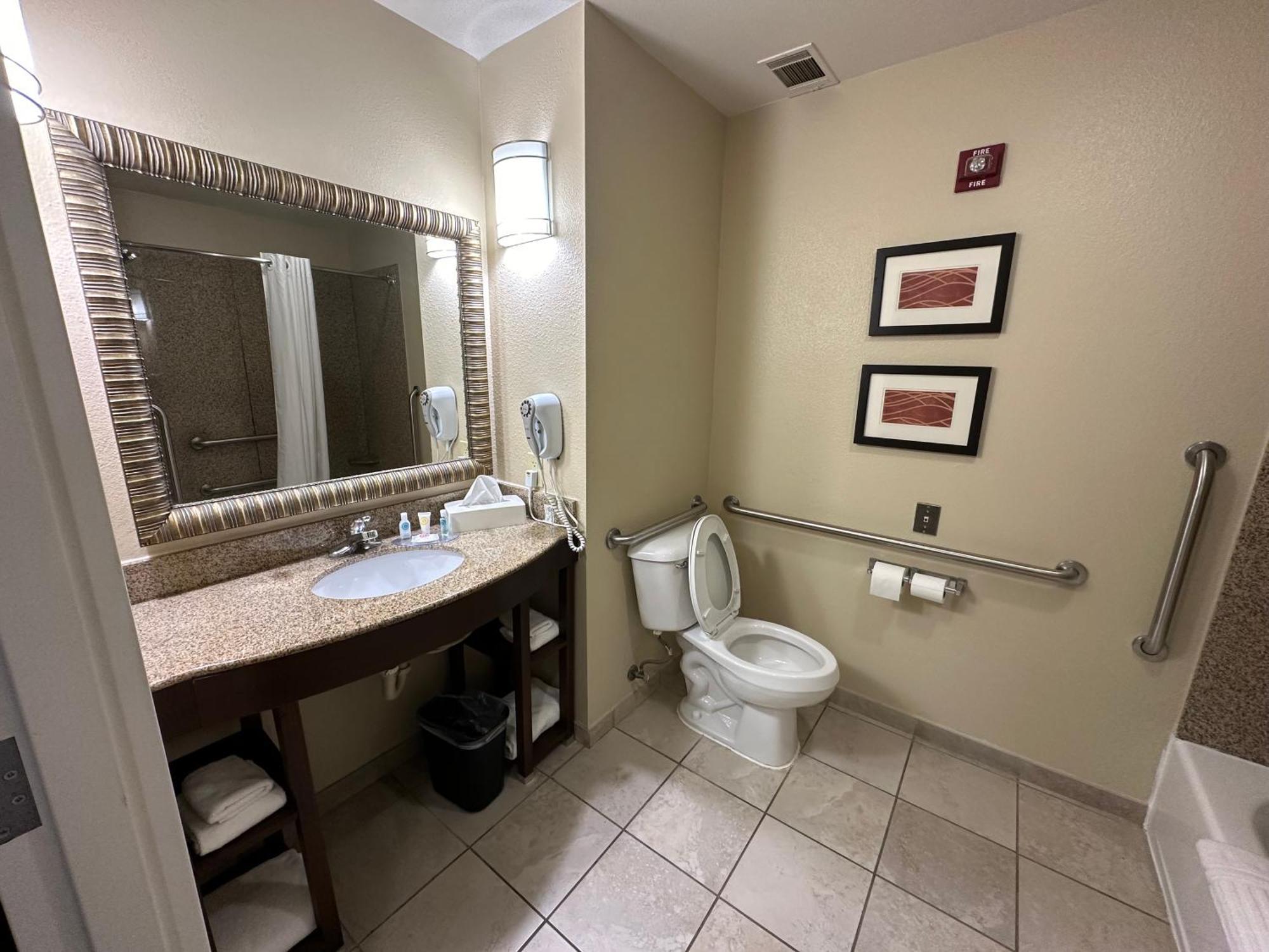Comfort Inn & Suites North Little Rock Mccain Mall Buitenkant foto